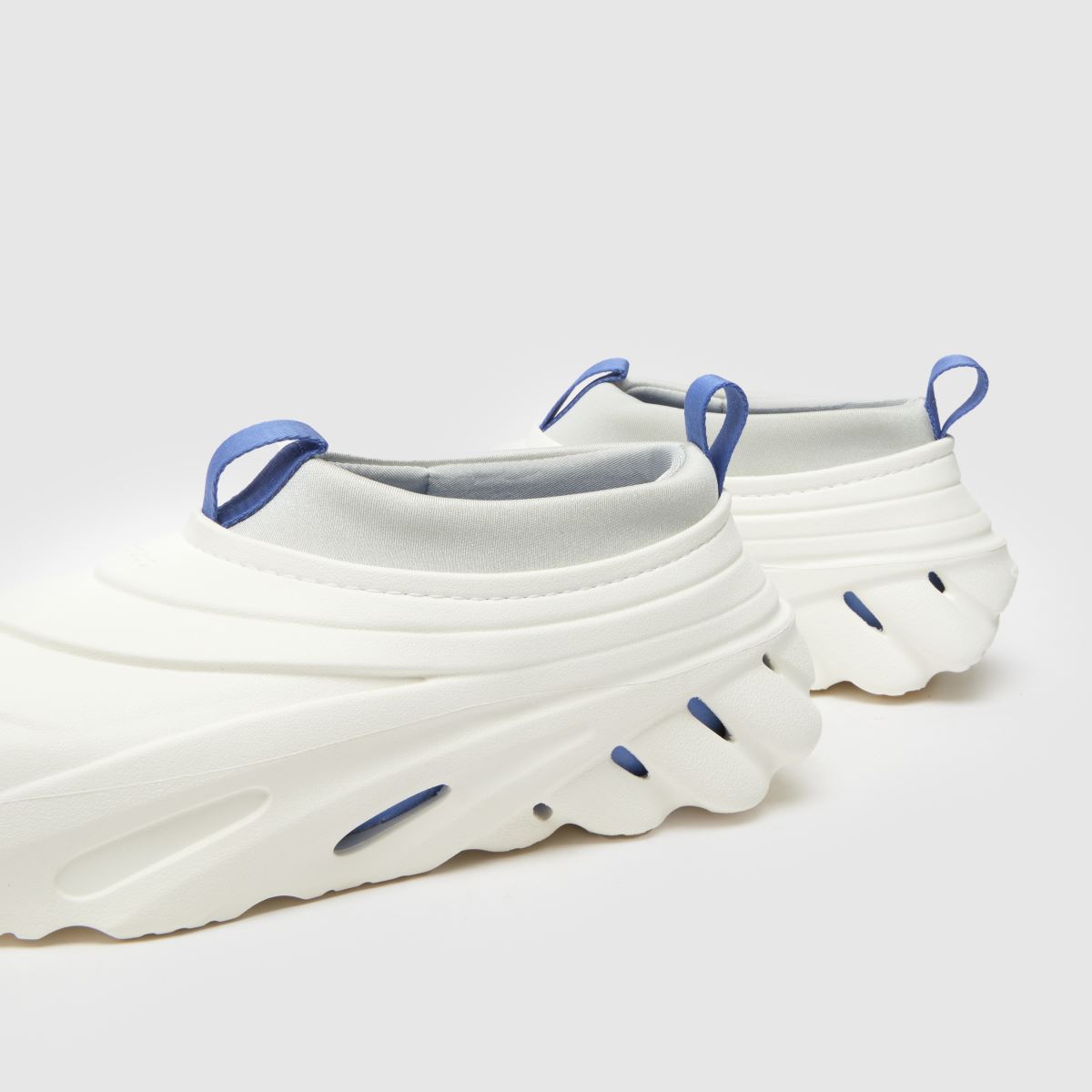 Crocs Echo Storm cipők fehér színben