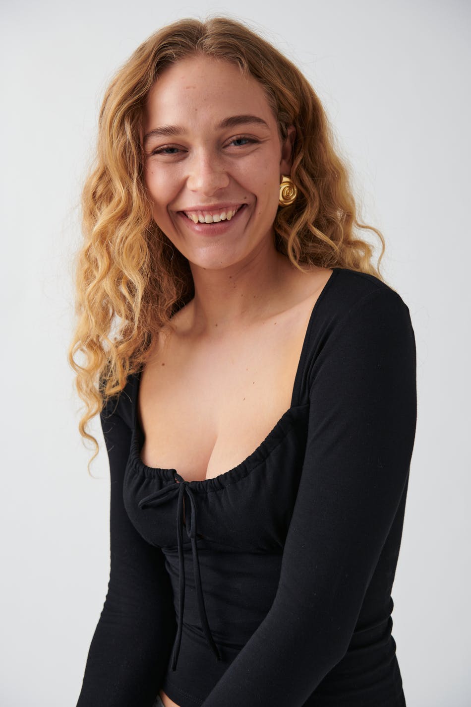 Tie top