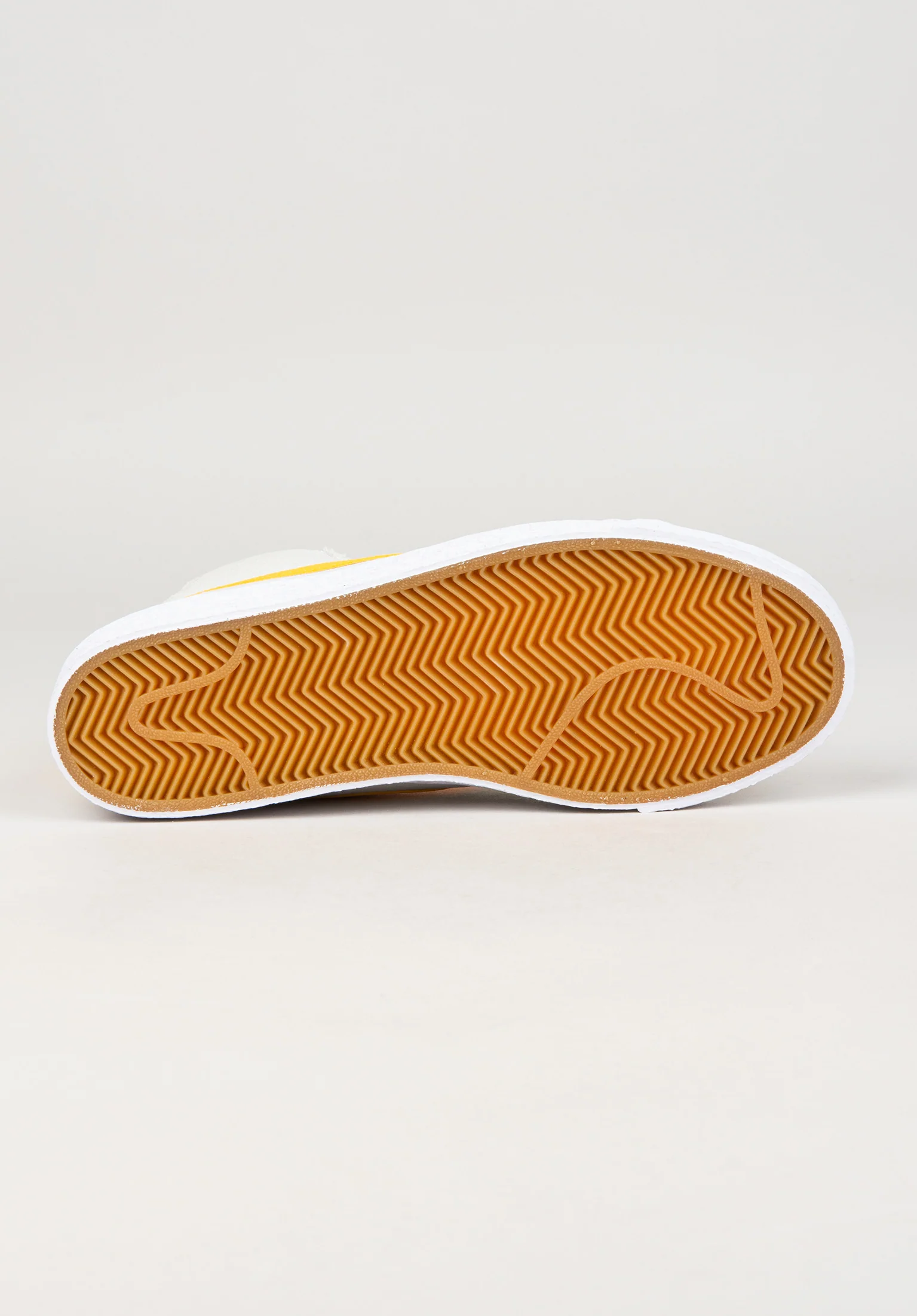 Zoom Blazer Mid