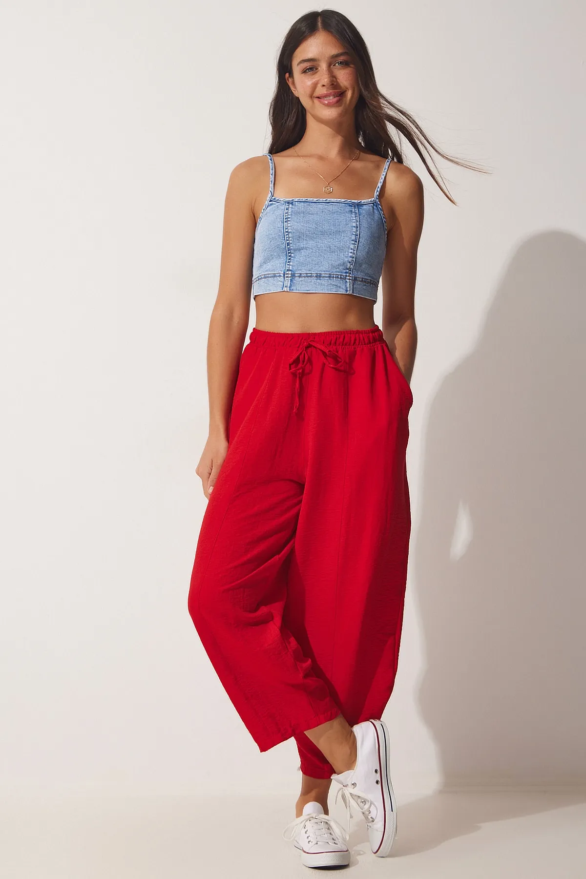 Happiness İstanbul  Rote Shalwar-Hose aus Leinenviskose für Damen mit Taschen CV00001