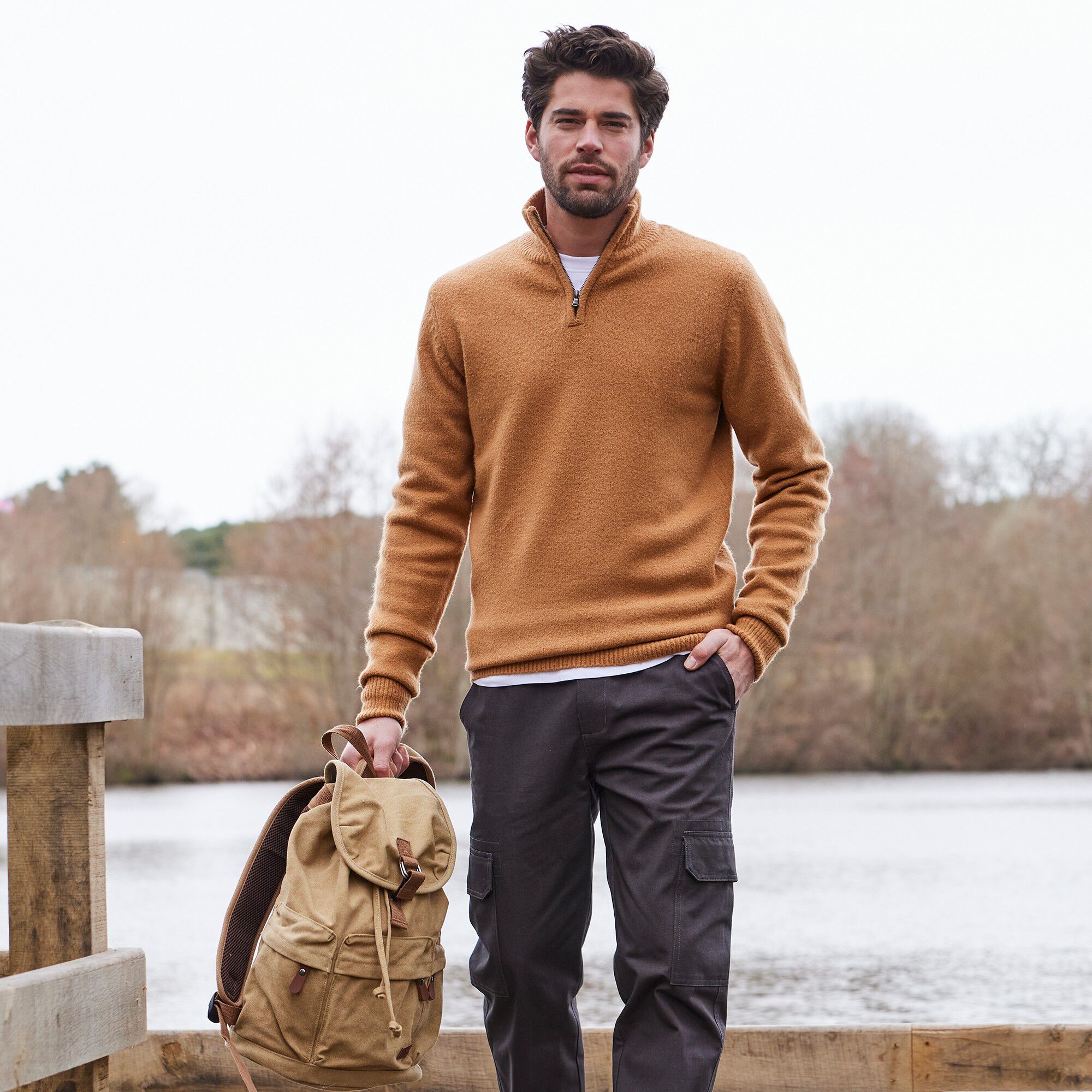 Pull col montant zippé en jersey avec polyester recyclé(1)