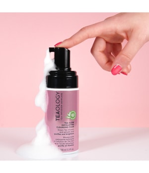 TEAOLOGY Tea Glow Exfoliating Cleansing Foam Reinigungsschaum-100 ml
