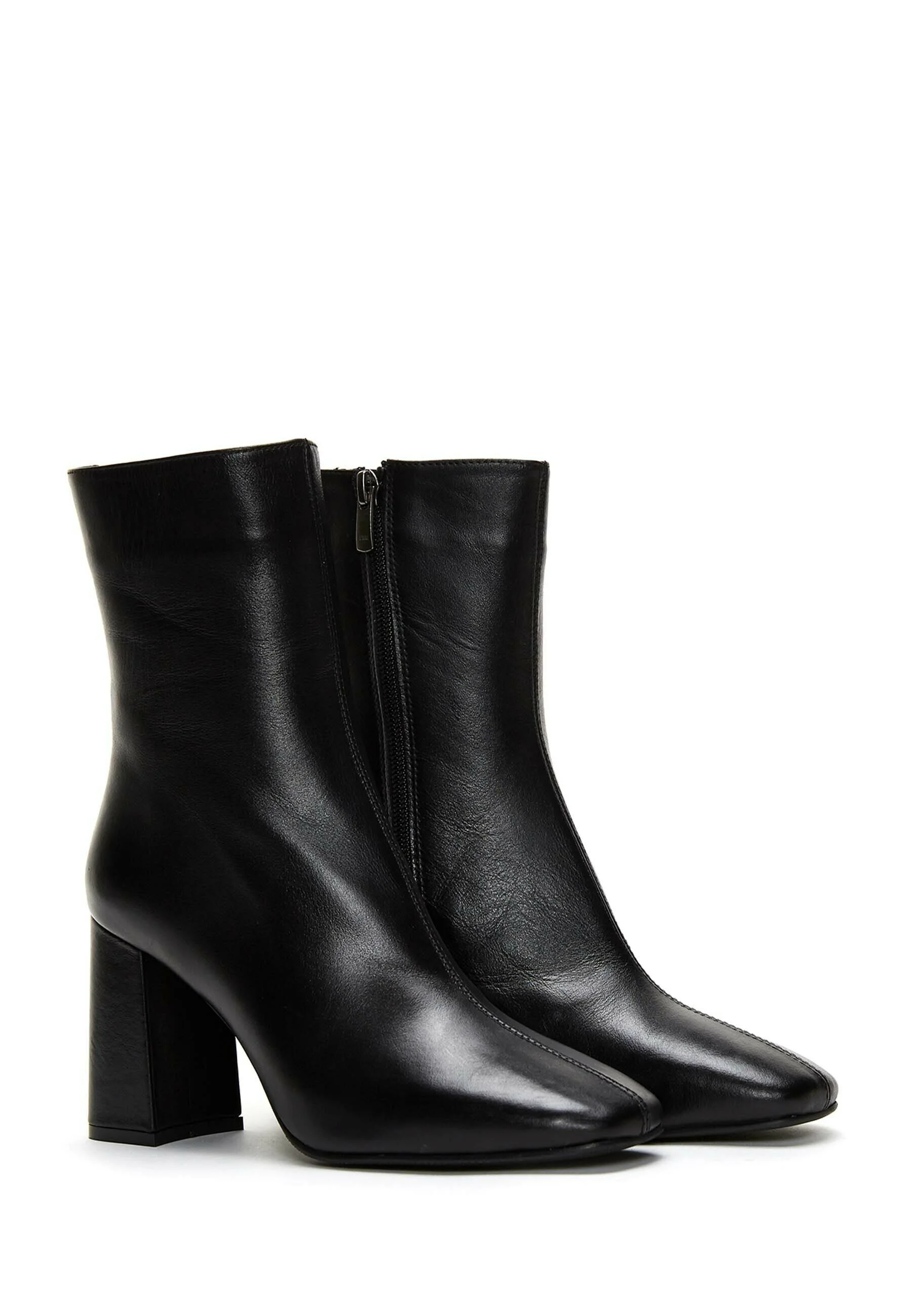 Botines de tacón Derimod
