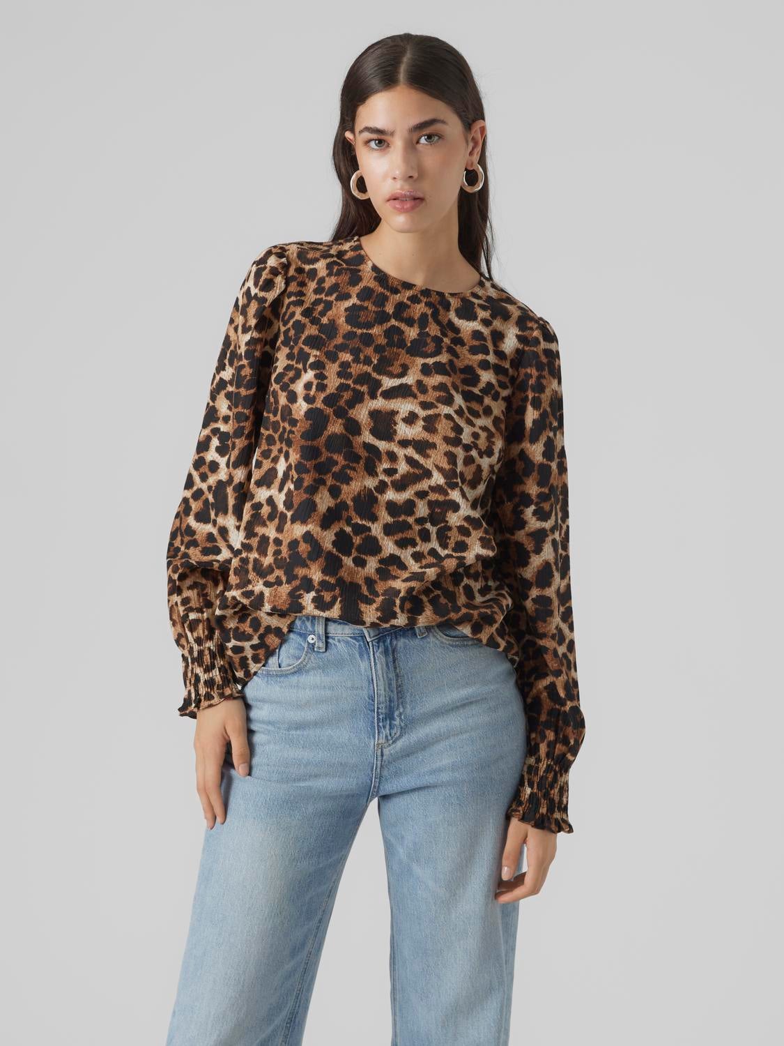 VMHENNAS Top