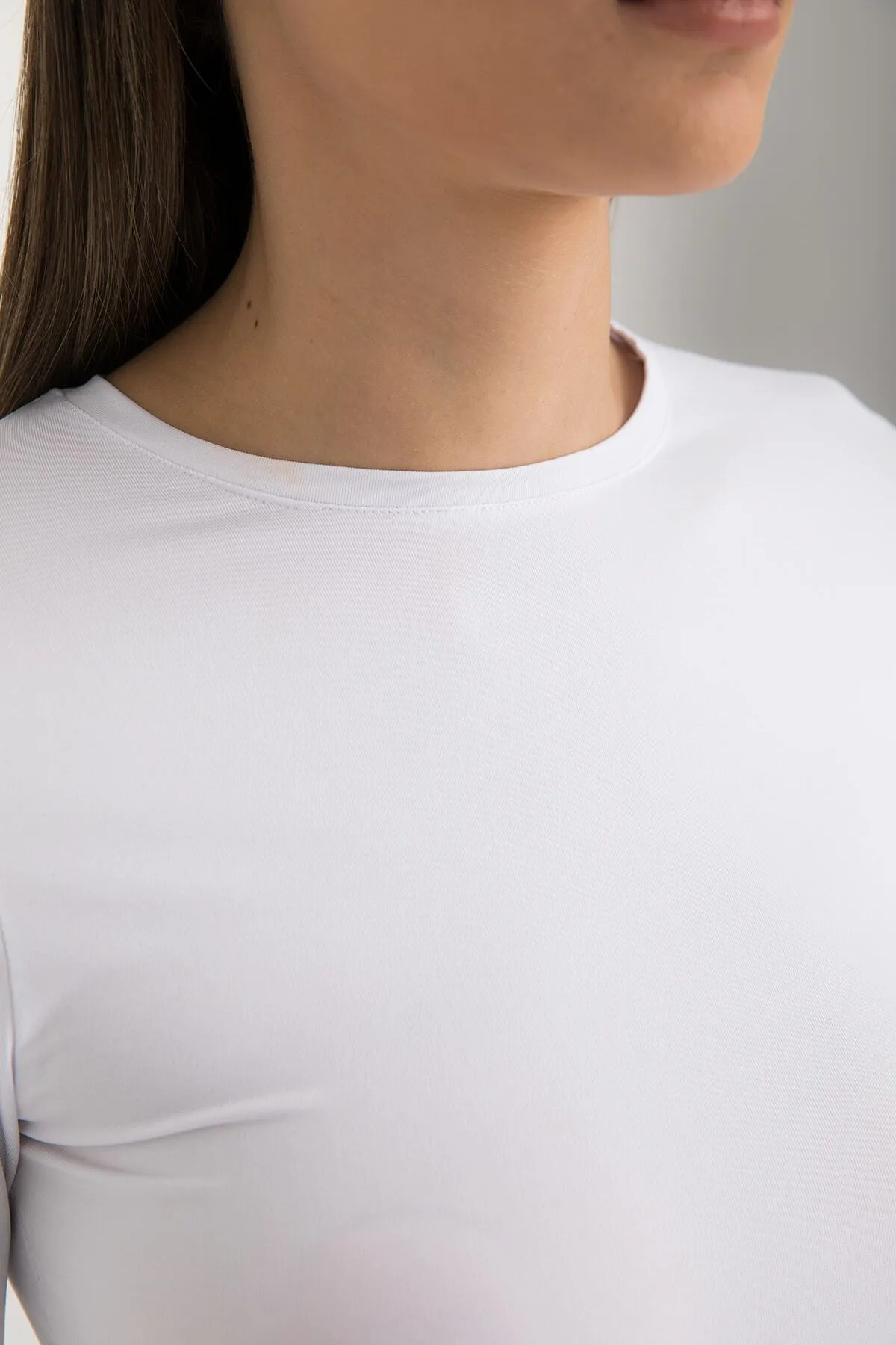 SHEISMONO  Soft-Touch-Rundhalsbluse in Weiß