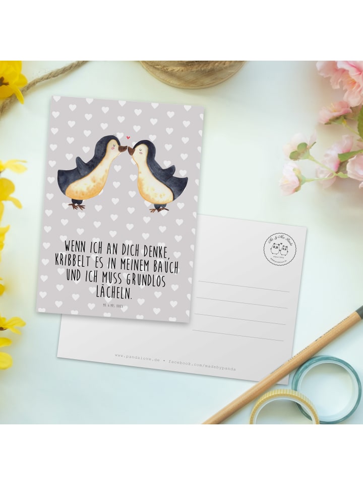 Mr. & Mrs. Panda Postkarte Pinguine Kuss mit Spruch in Grau Pastell günstig kaufen onesize