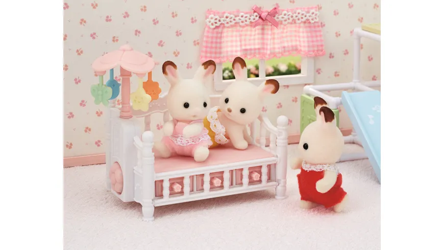 Sylvanian Families - Babybett mit Mobile