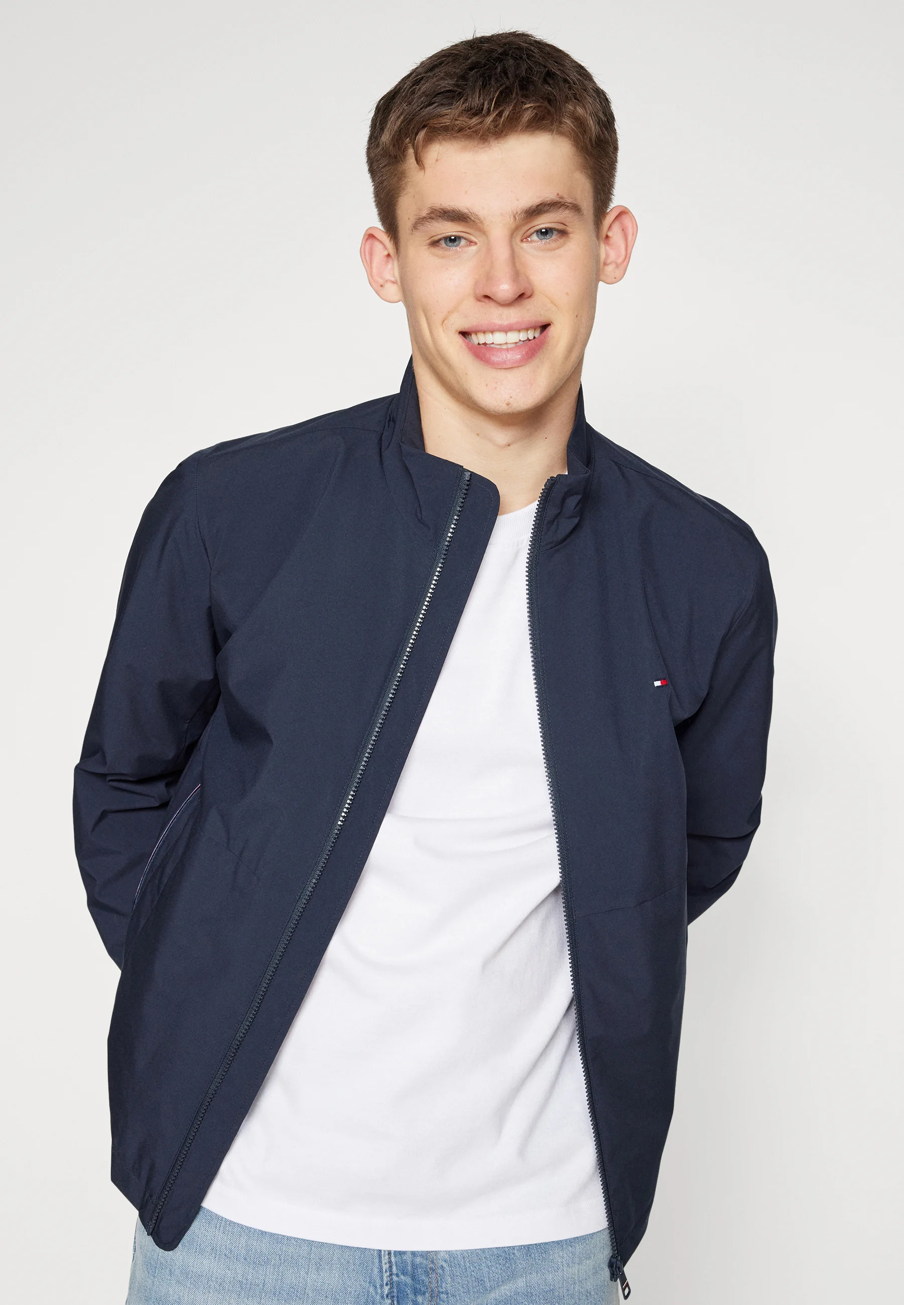 Tommy Hilfiger BLOUSON - Chaqueta ligera