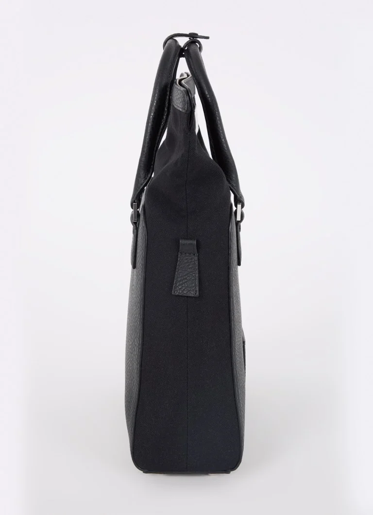 Maison Margiela 5AC Daily vertikālā iepirkumu soma no teļādas ar noņemamu plecu siksnu.