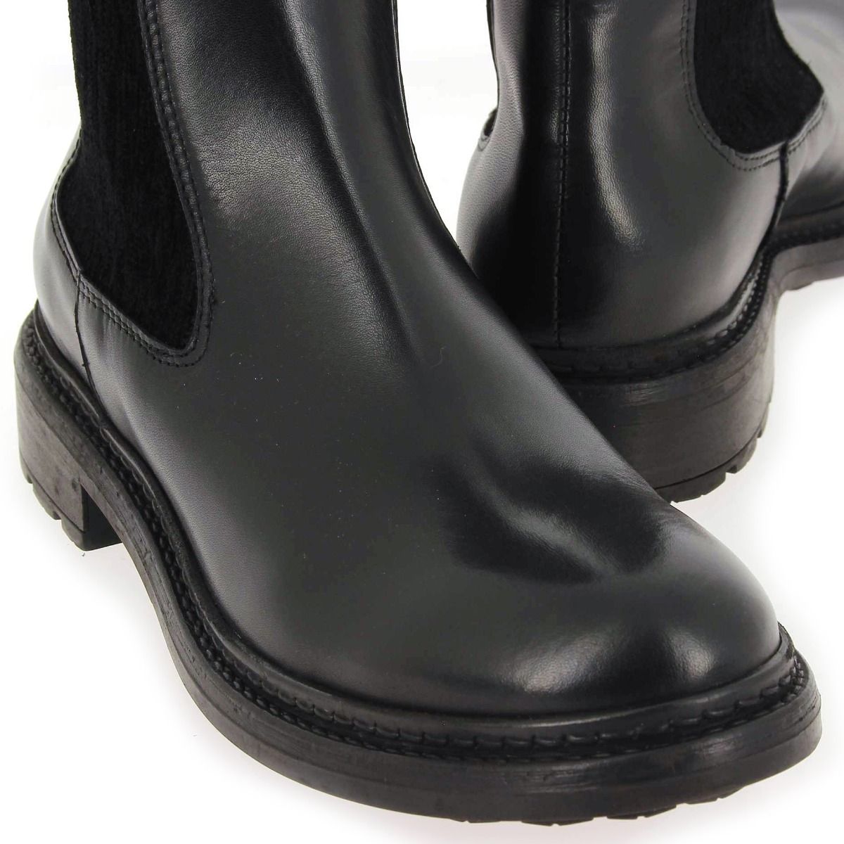 Julie Dee  GD 481 - Noir