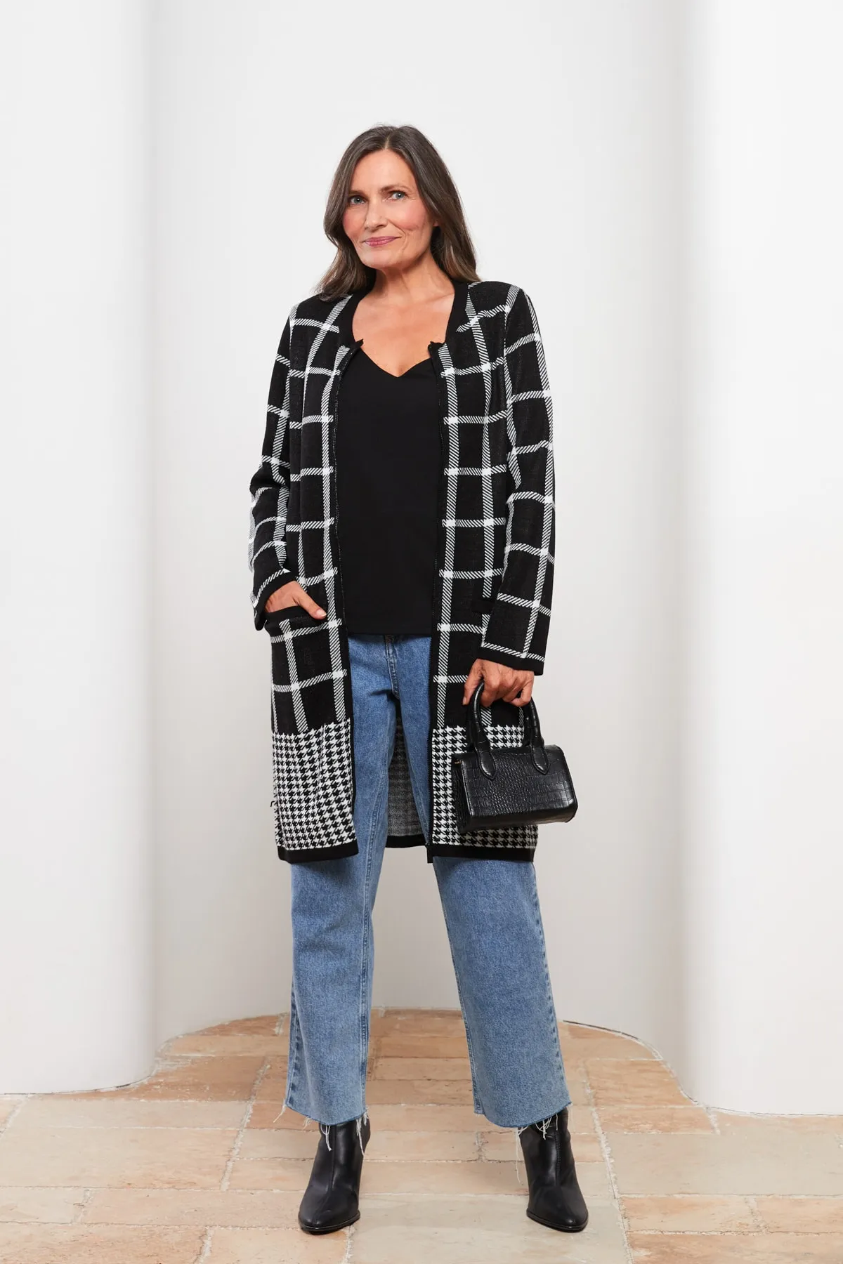 LC Waikiki  Strickjacke - Schwarz - Regular Fit