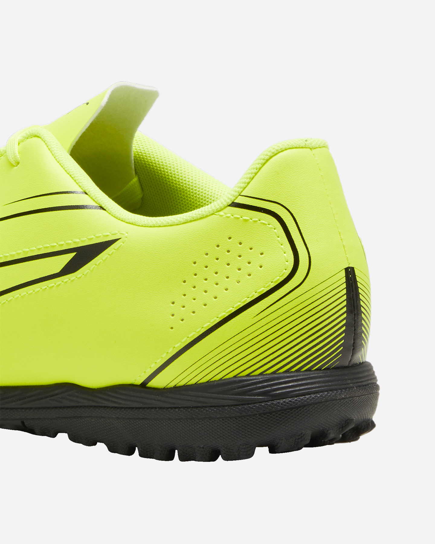 Buty piłkarskie Puma Vitoria Tt M 107484-04