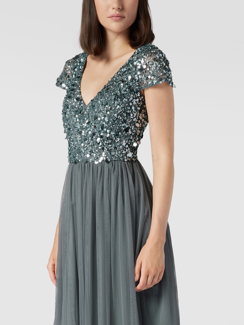 Abendkleid in Maxilänge mit Paillettenbesatz in dunkelgrau