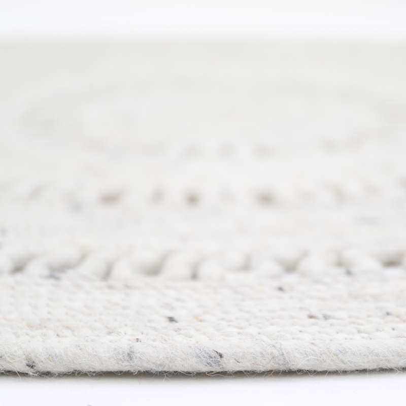 Tapis laine feutrée ajourée BIBEK