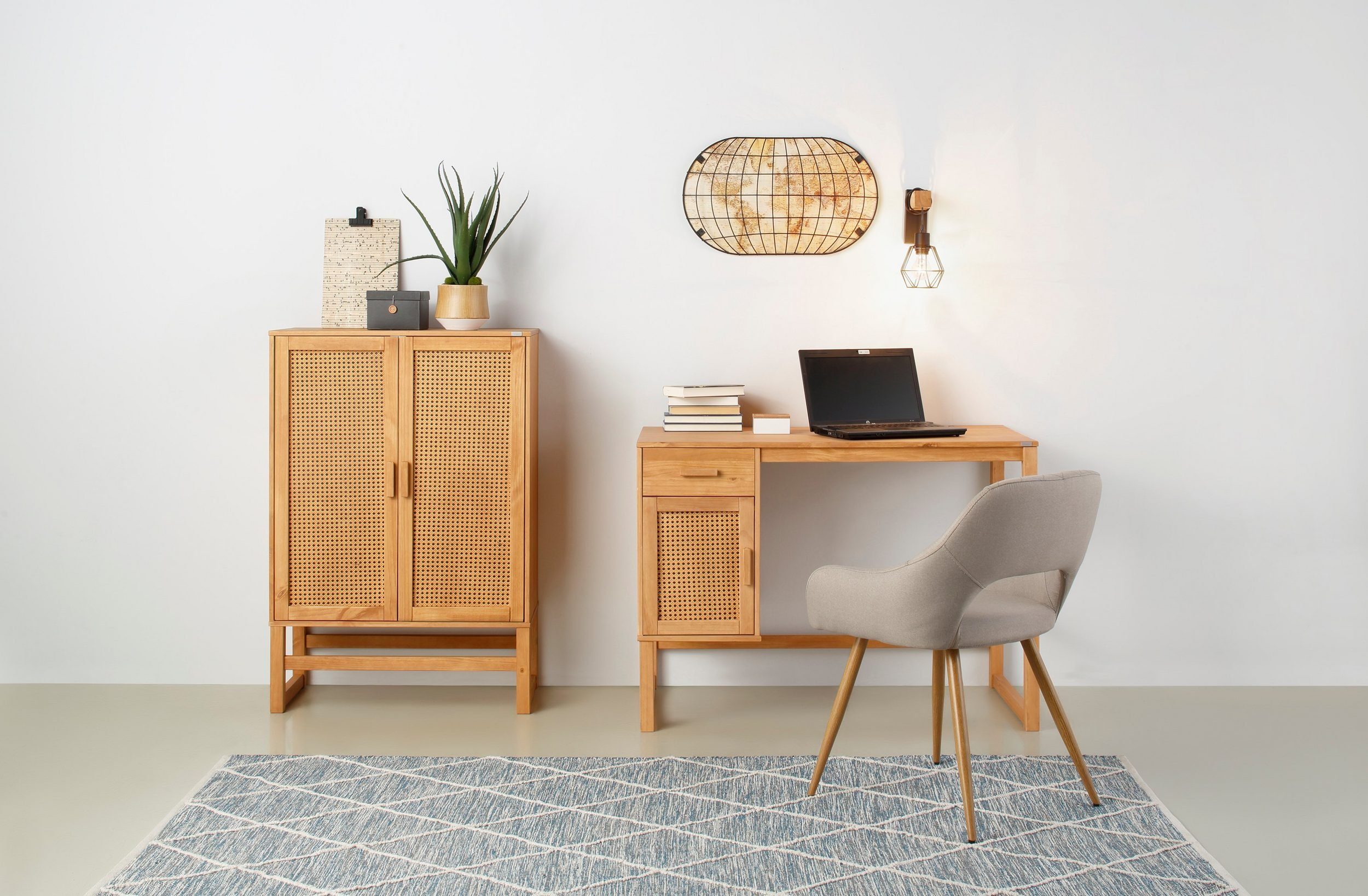 loft24 Mehrzweckschrank Jenna Highboard aus Massivholz mit Rattangeflecht, Breite 75 cm