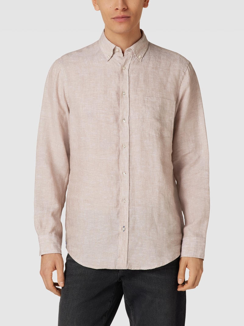 Freizeithemd mit Button-Down-Kragen in sand