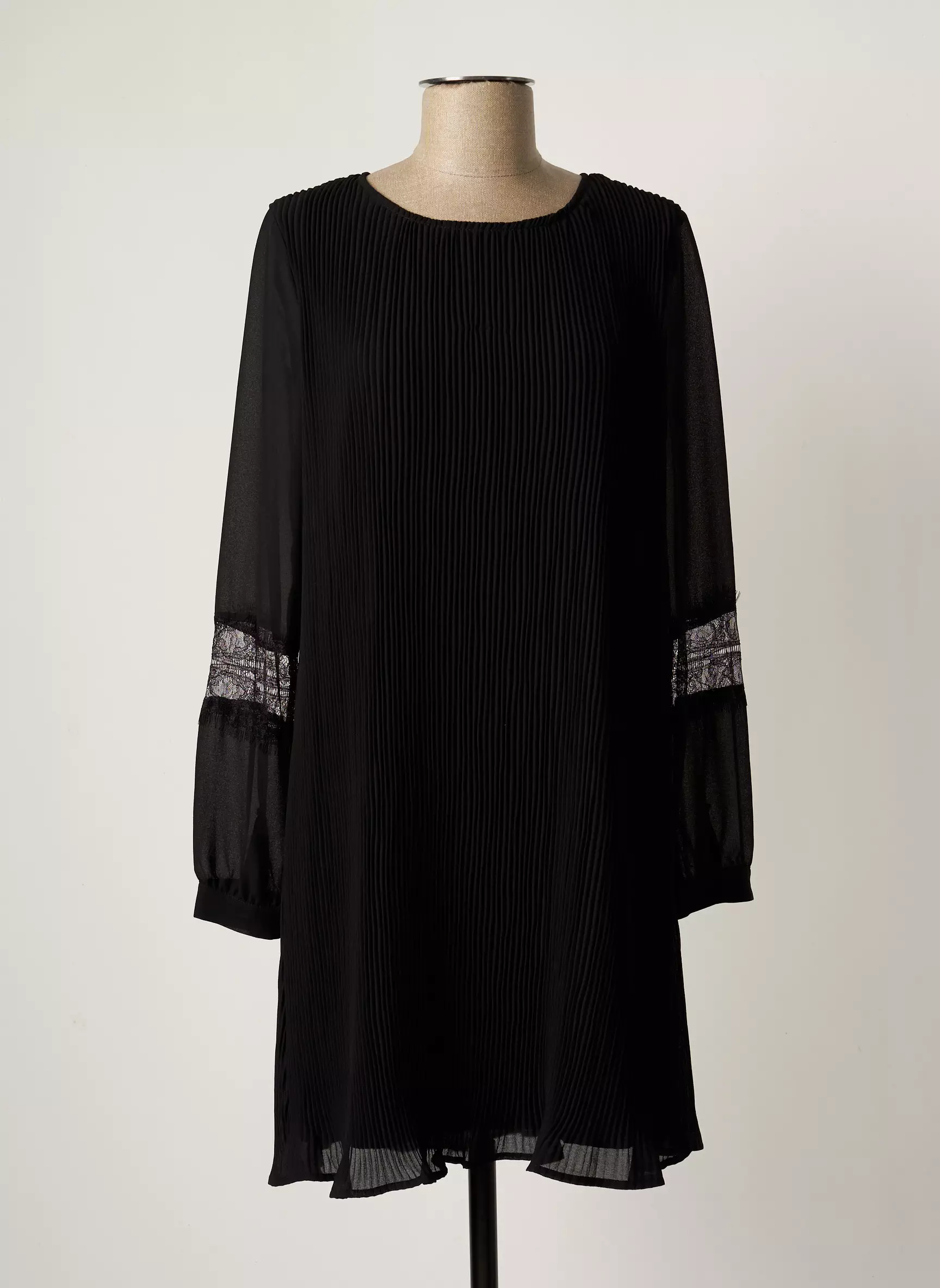 Freeman T Porter Robes Courtes Femme couleur noir