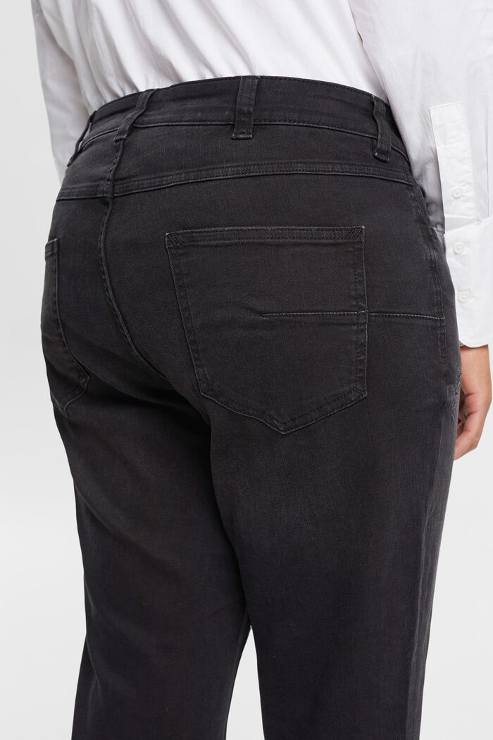 Jeans mit geradem Bein und mittlerer Bundhöhe