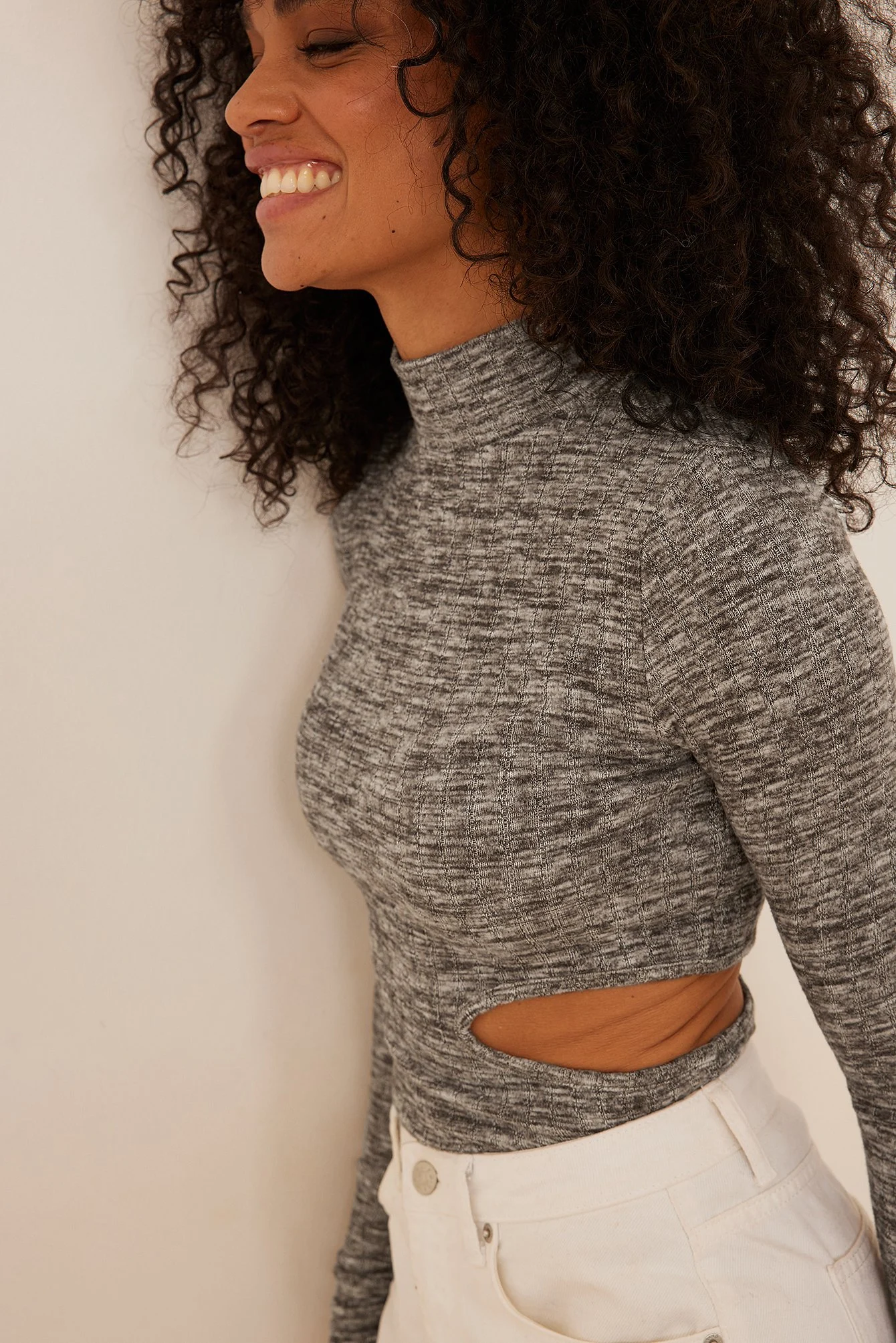 Melange-Top mit Cut-outs