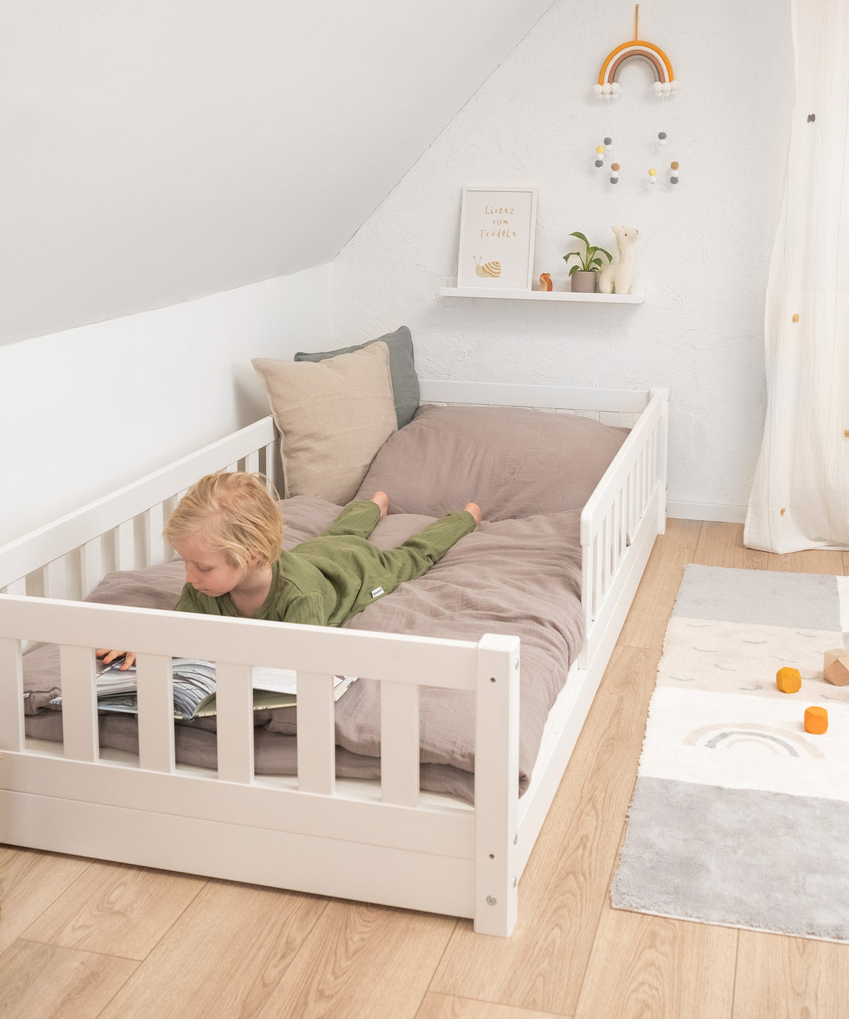 Bodenbett Kiefer Weiß