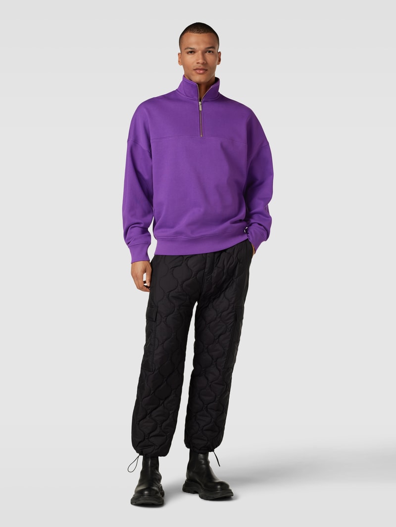 Sweatshirt mit Stehkragen in violett