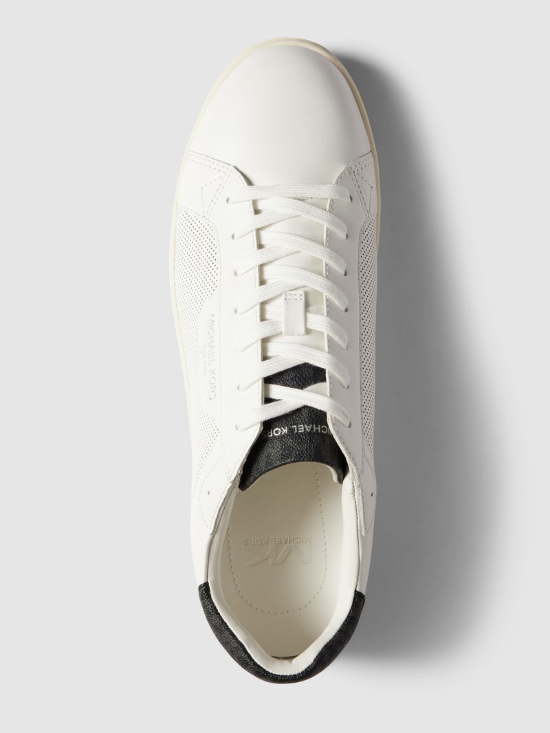 Sneaker mit Label-Details in weiß
