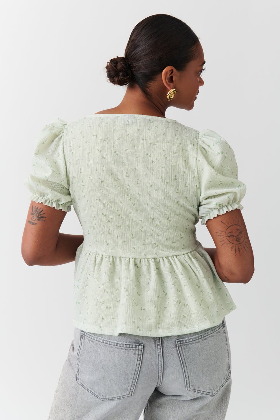 Tie front top