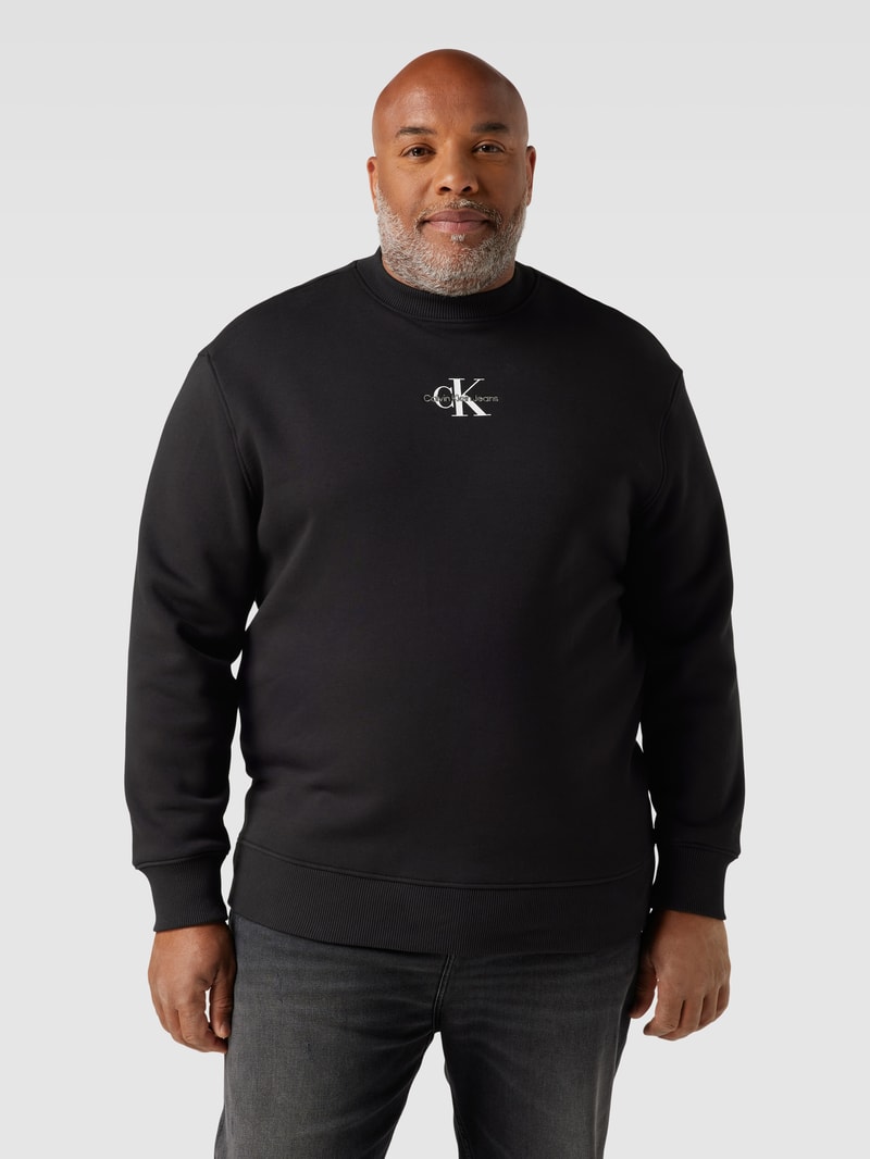 PLUS SIZE Sweatshirt mit Label-Stitching in schwarz