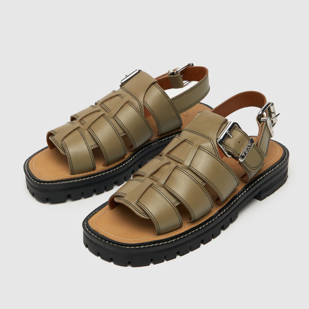 ASRA – Saba-sandaler i grönt