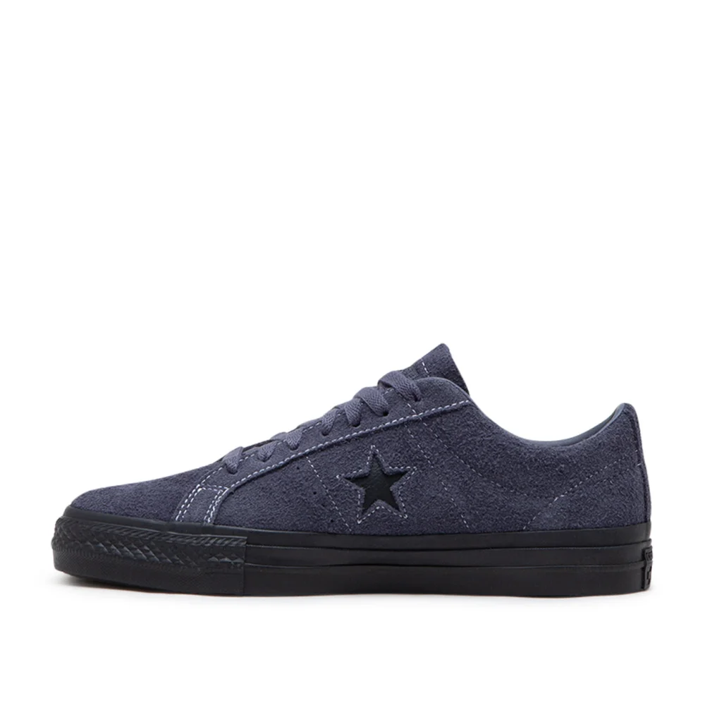 Converse One Star Pro Suede A04610C / schwarz
