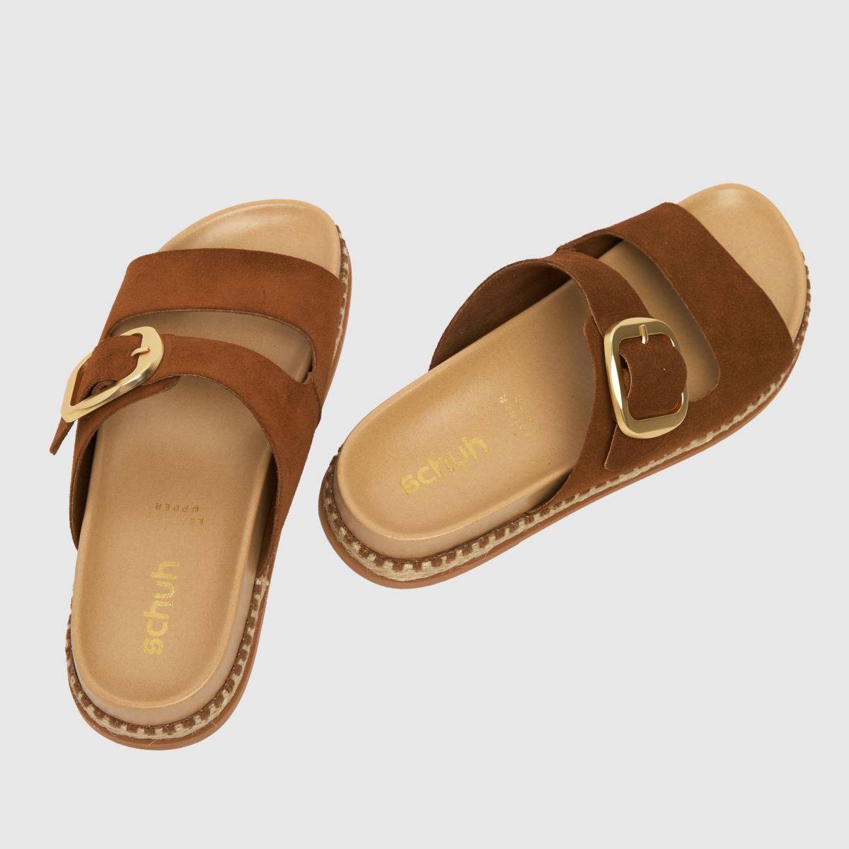 Schuh Tish velúr csatos szandál barna színben