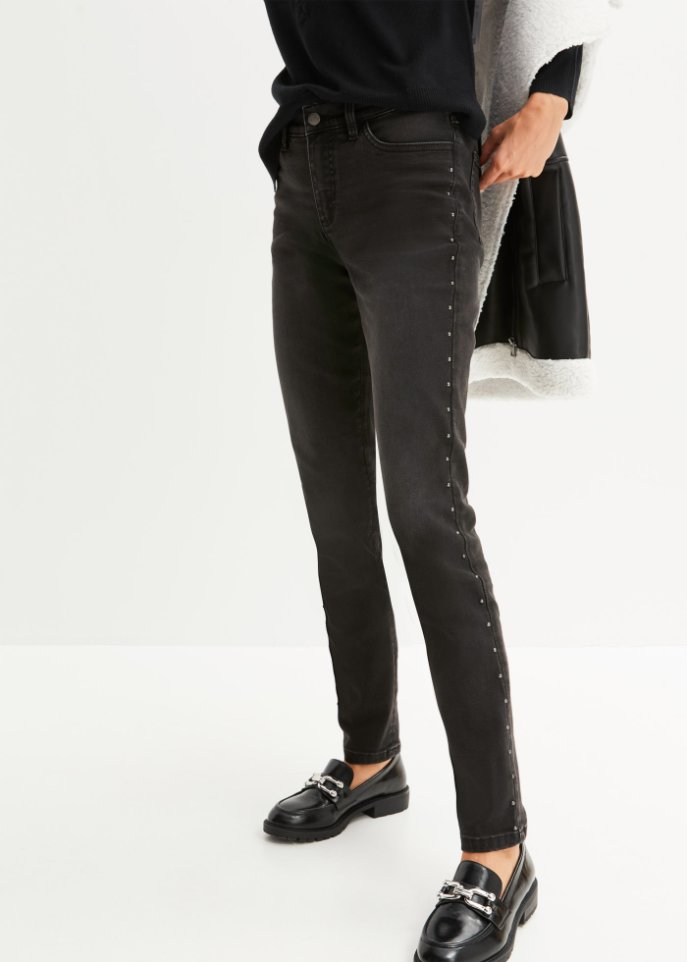 Stretchjeans mit Nieten