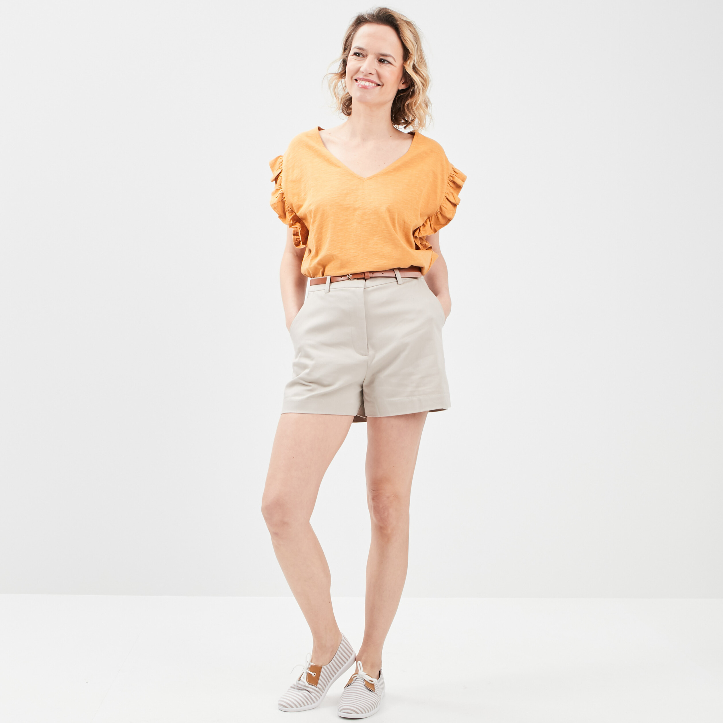 T-shirt manches courtes à volants jaune moutarde femme | La Halle