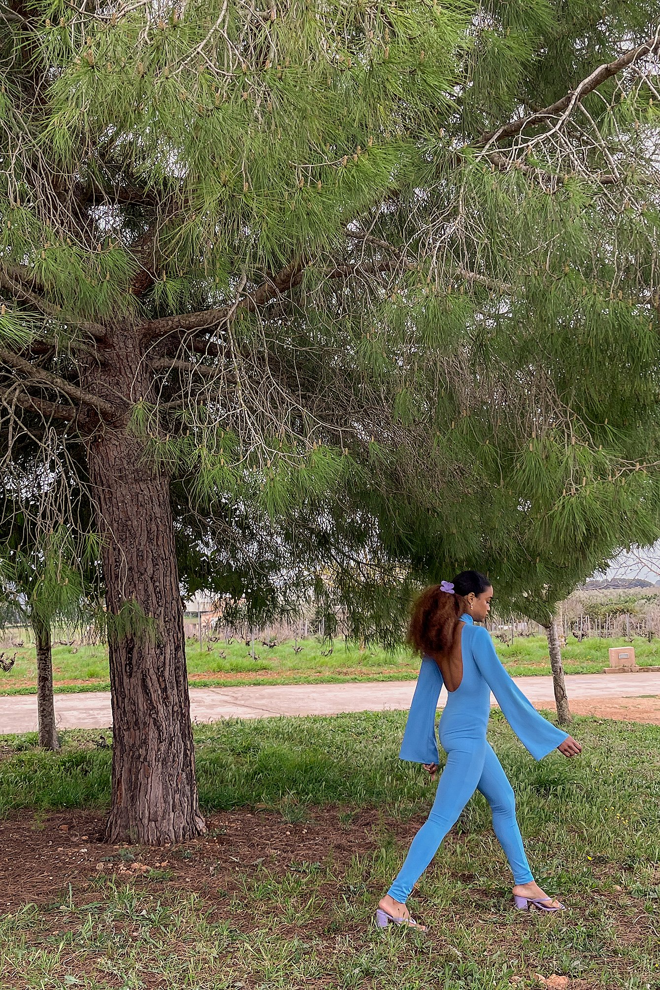 Jumpsuit mit offenem Rücken
