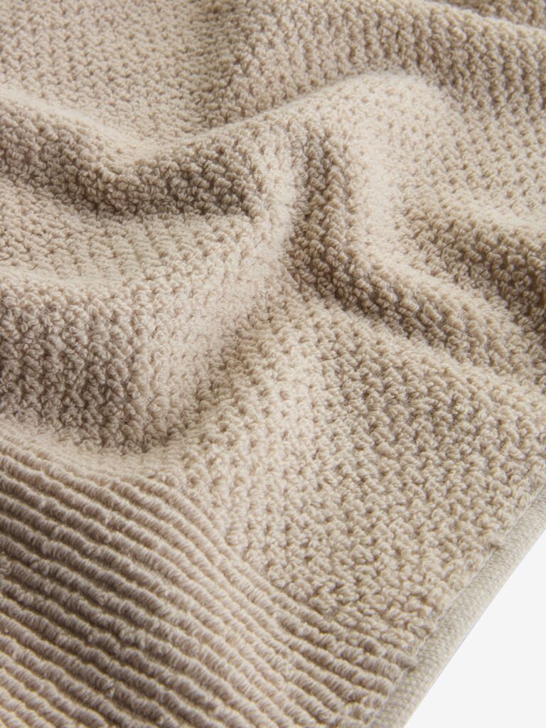 GISTAD pluss GISTAD håndkle 50x90 cm beige