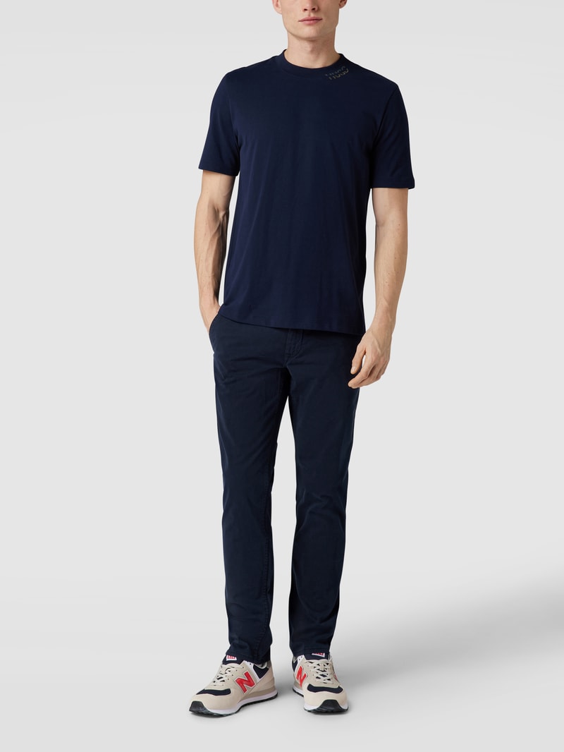 Slim Fit Chino mit Stretch-Anteil in marineblau