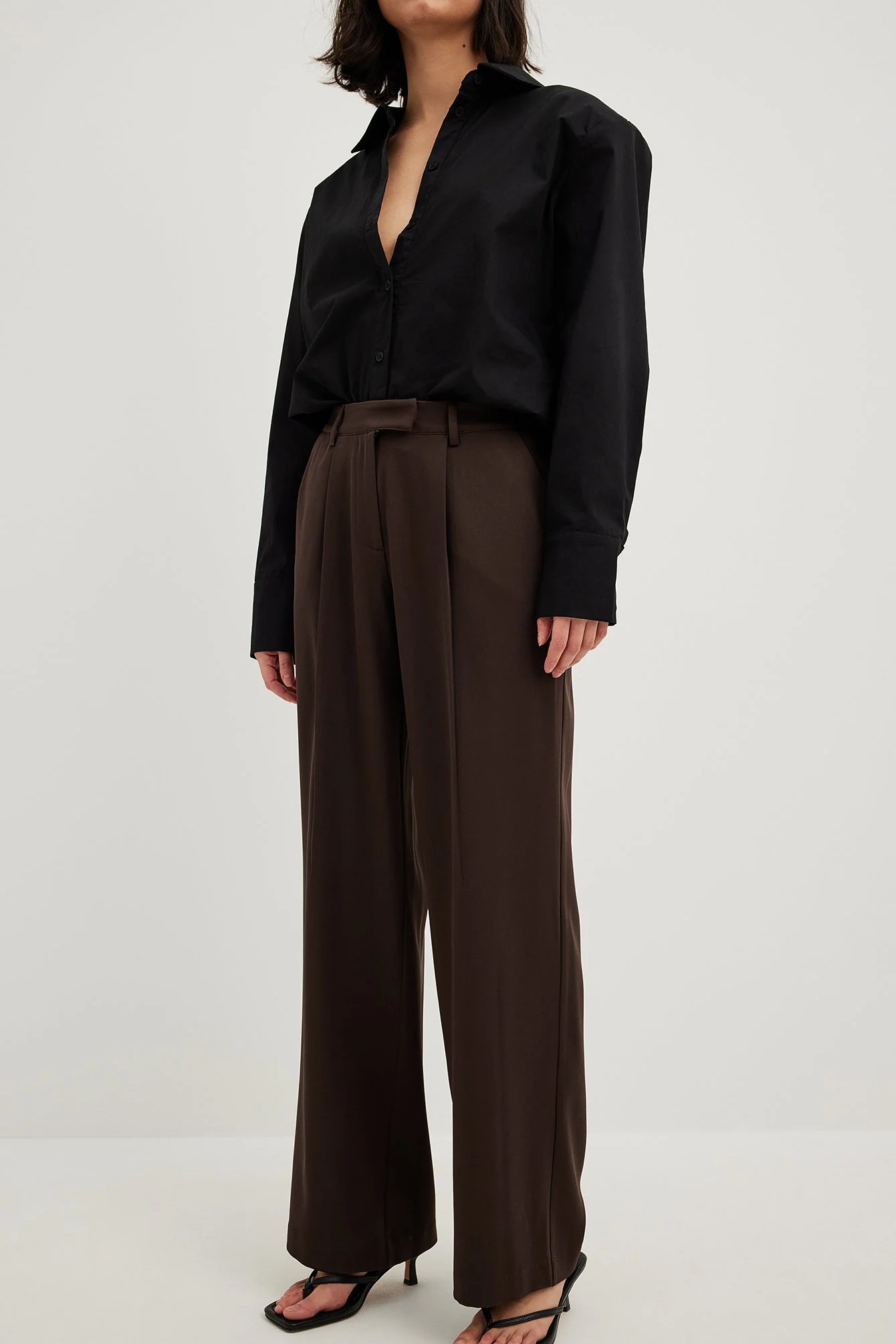 Anzughose mit mittlerer Taille und geradem Bein