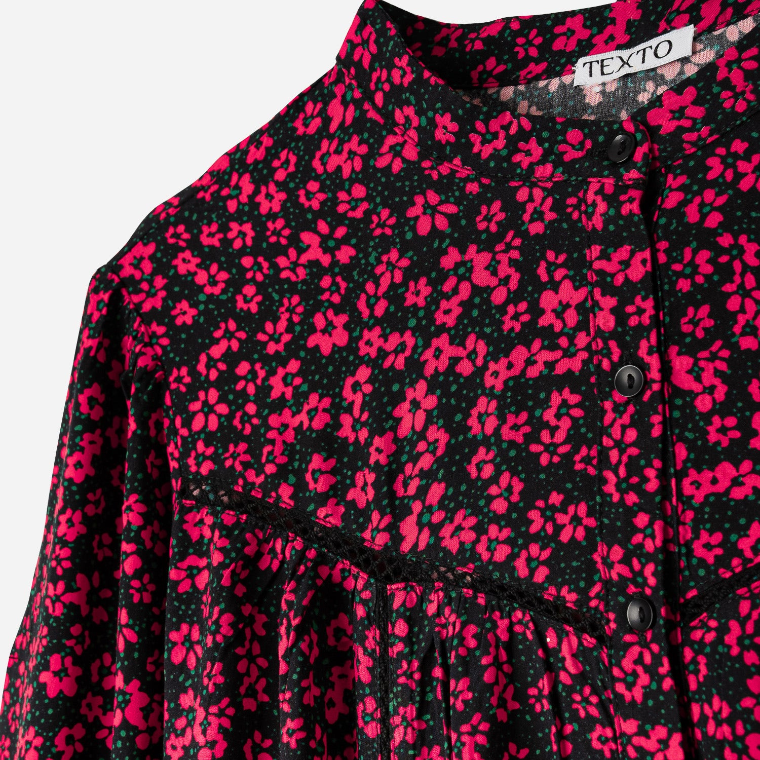 Chemise TEXTO noires à fleurs rouges