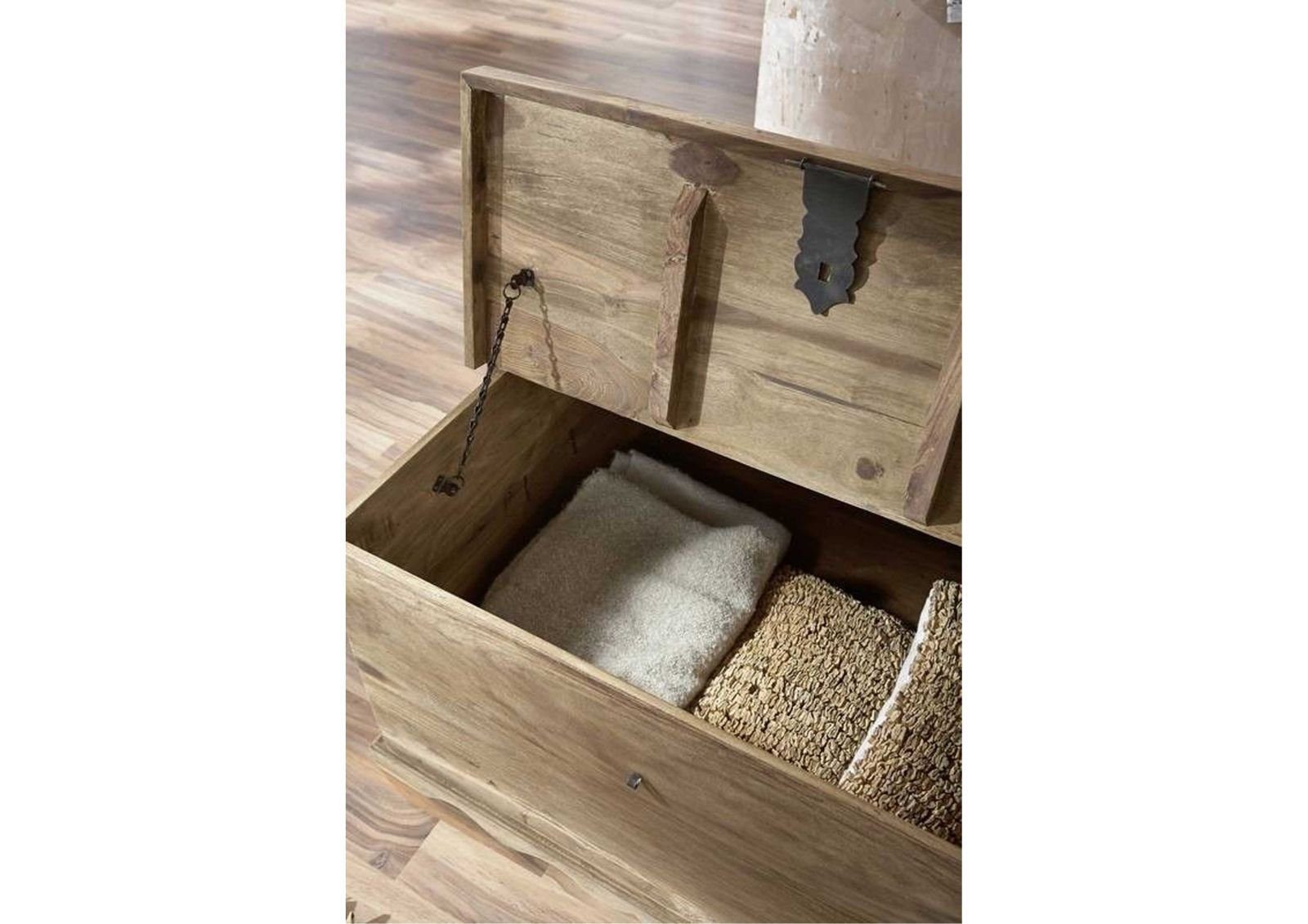 Massivmoebel24 Truhe LEEDS (Holztruhe, Holzkiste mit Deckel, Aufbewahrungstruhe für Stauraum aus Massivholz, Truhe im typischem Landhausstil mit einem großen Fach, in grau geölt 88x88x50 Sheesham montiert), Mexico-Stil;Landhaus-Stil;authentische Holz