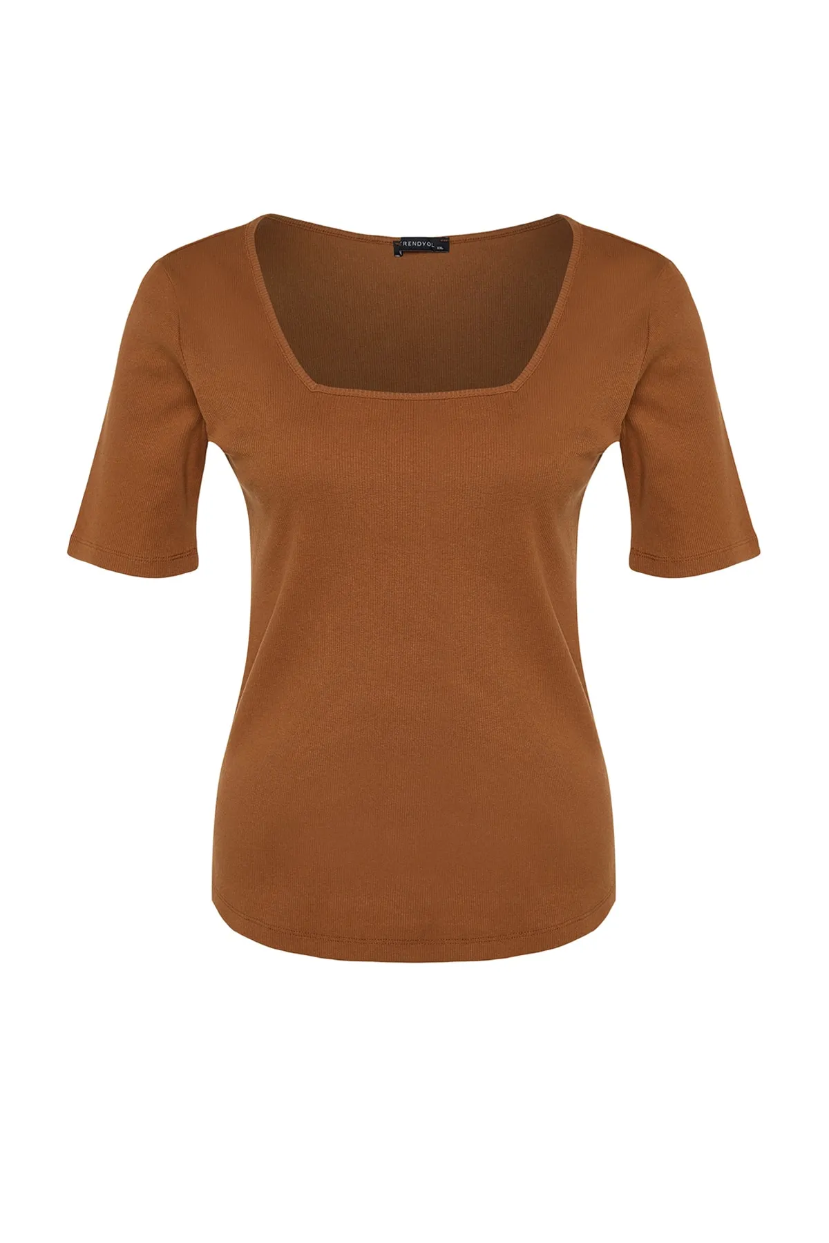 Trendyol Curve  Gefliestes Strick-T-Shirt mit quadratischem Kragen TBBSS22BF0027