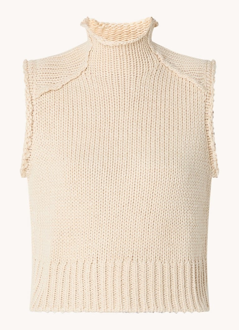 Felipe Spencer in maglia grossa di misto lana di Modström, con collo alto