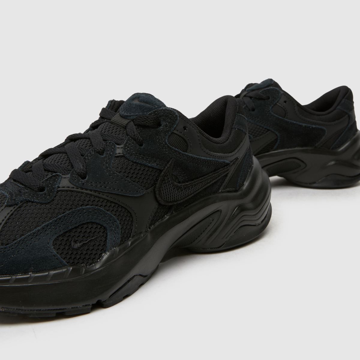 Športni copati Nike al8 v črni barvi