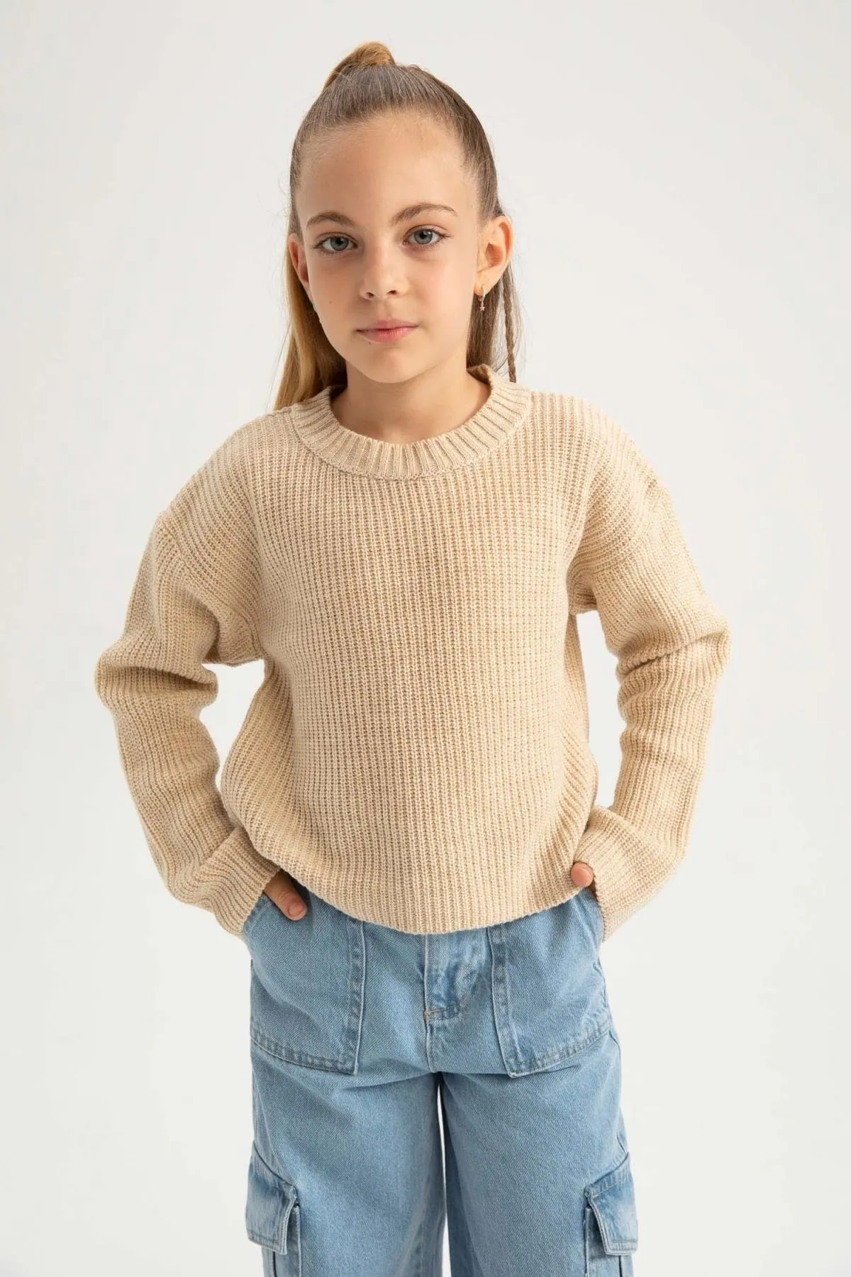 DeFacto  Basic-Pullover mit Rundhalsausschnitt für Mädchen A2293a823au