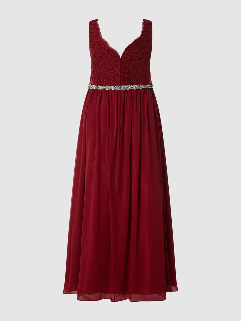 PLUS SIZE Abendkleid aus Tüll und Chiffon in bordeaux rot