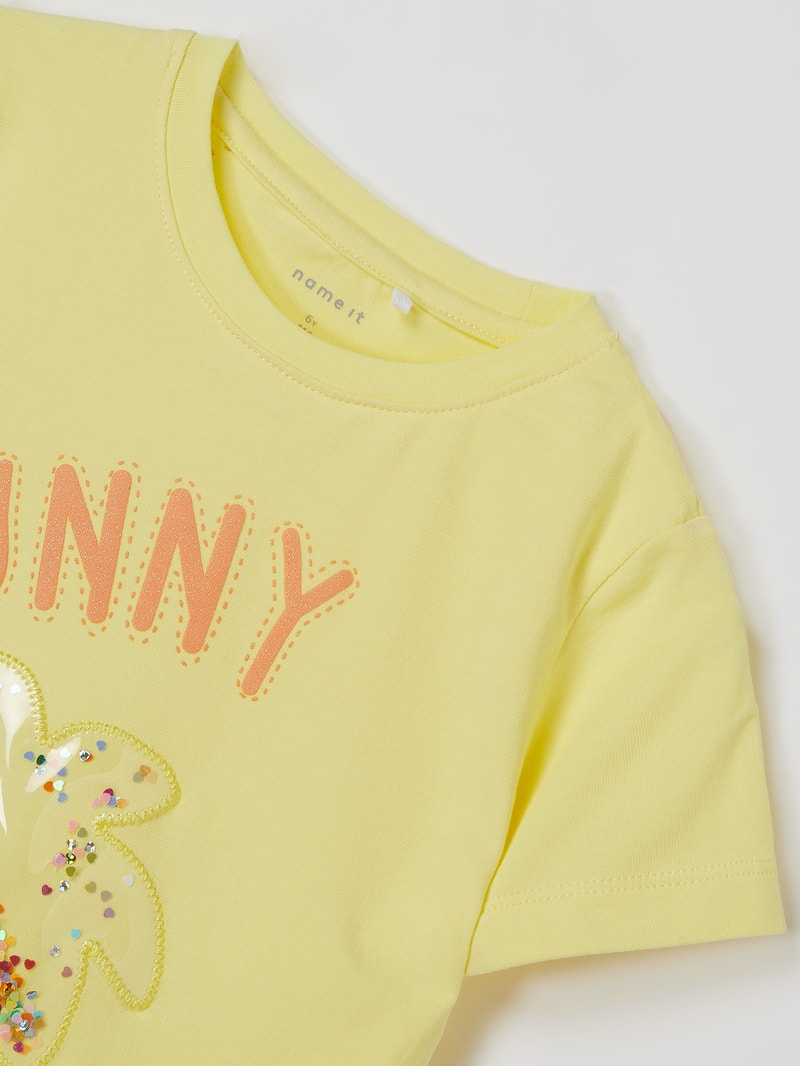 T-Shirt mit Applikation und Message Modell 'Fefa' in gelb