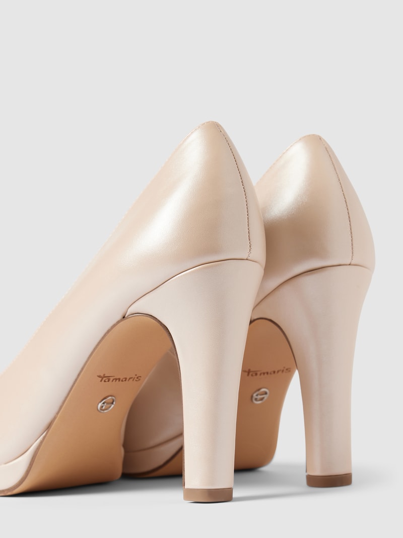 Pumps mit Pfennigabsatz in rosa