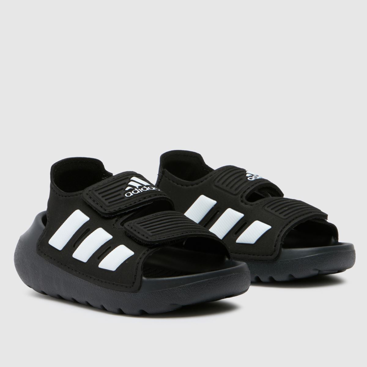 adidas svarta och vita Altaswim 2.0 sandaler för småbarn
