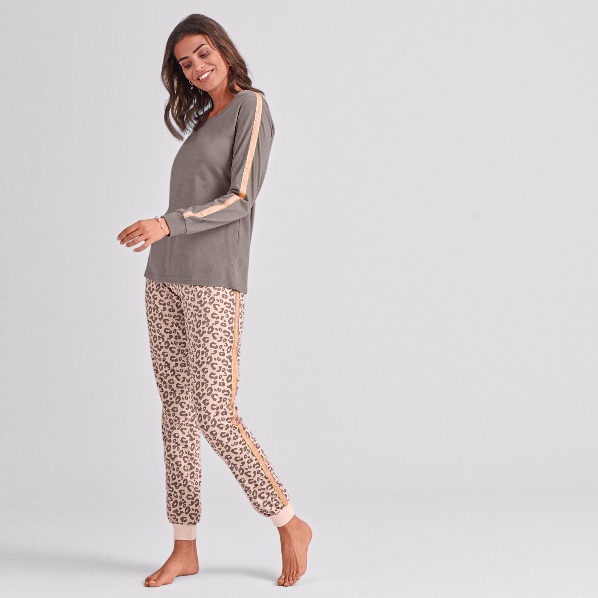 Pyjama à bandes irisées manches longues imprimé léopard