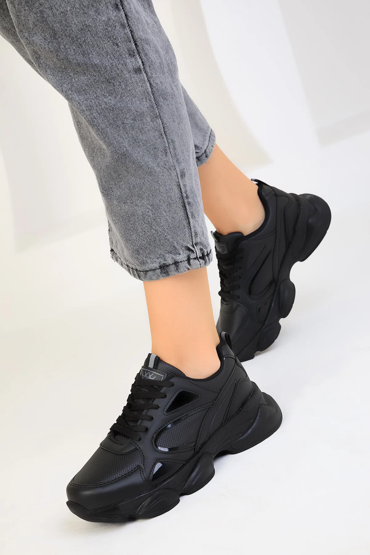 SOHO  Black-C Damen Sneakers 17226