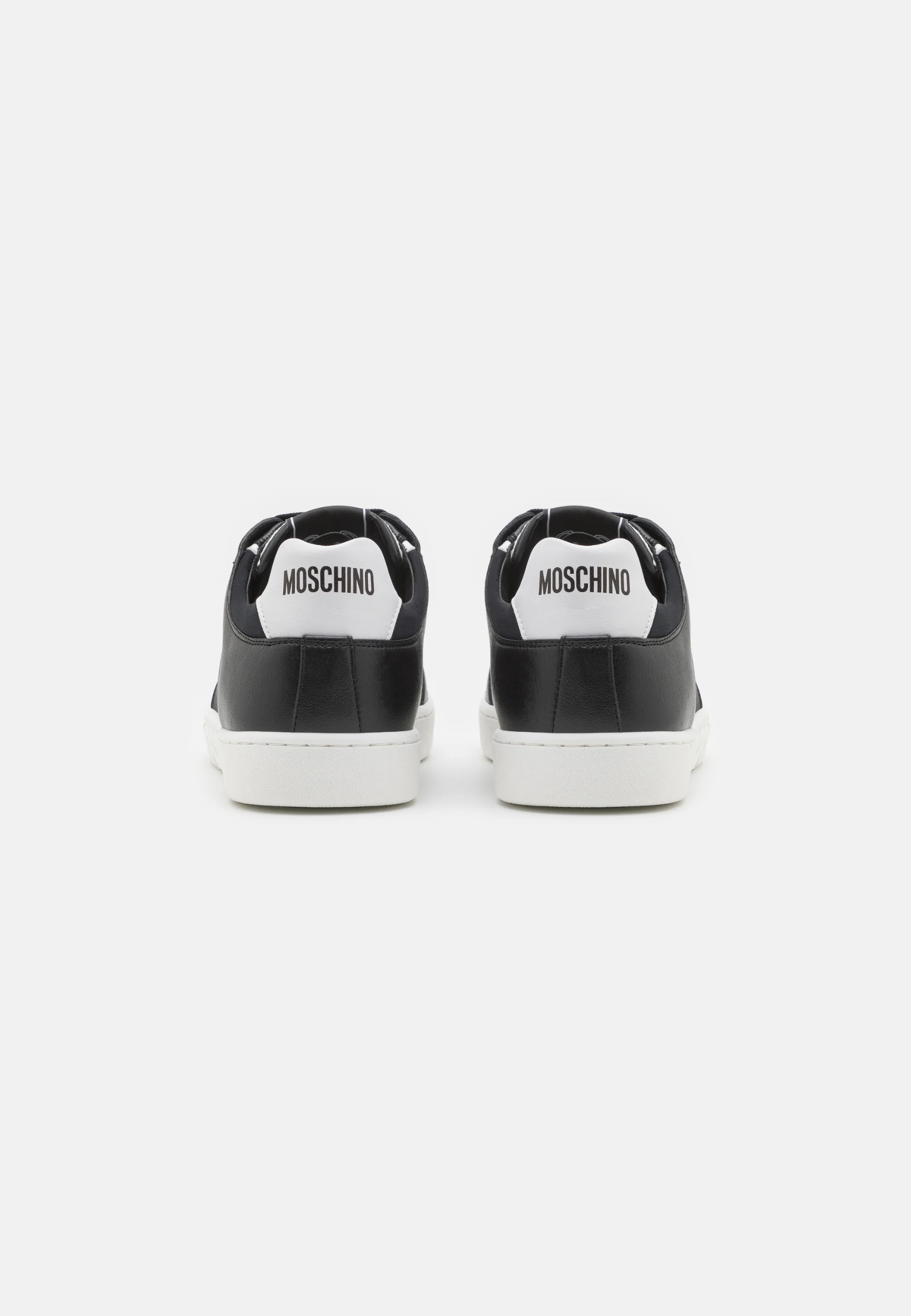 Zapatillas bajas MOSCHINO